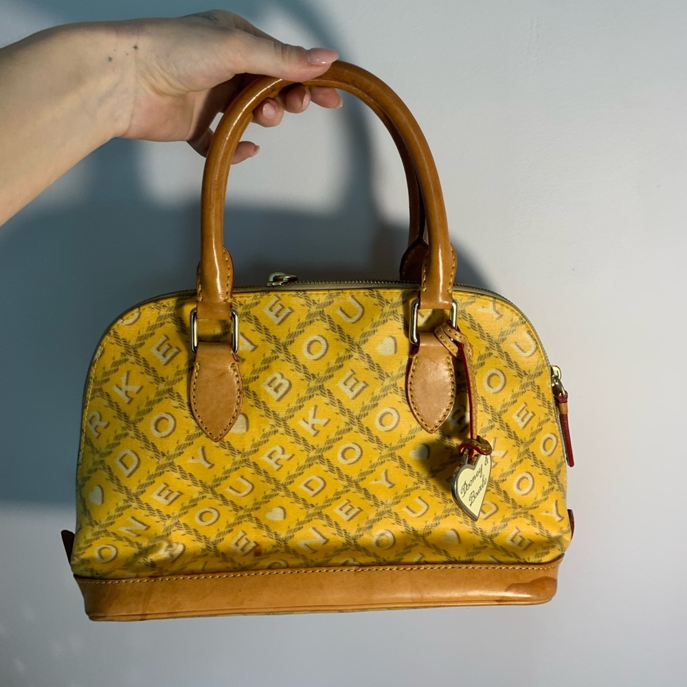 Vintage Dooney & Bourke bag